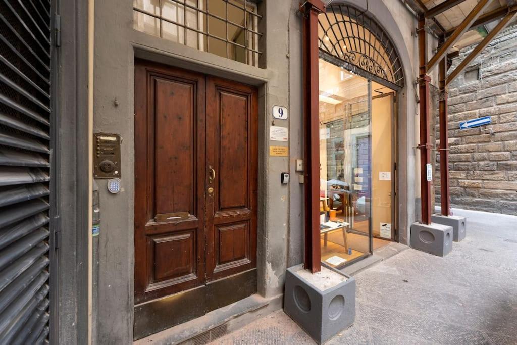 Keys Of Italy - Corsob 9 - Florentine Studio Close To Palazzo Vecchio Florence Extérieur photo